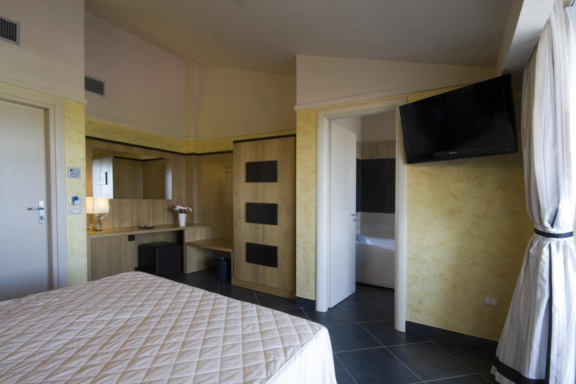 Hotel Briganti クアリアーノ 部屋 写真